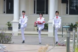 Pengibaran Bendera Merah Putih